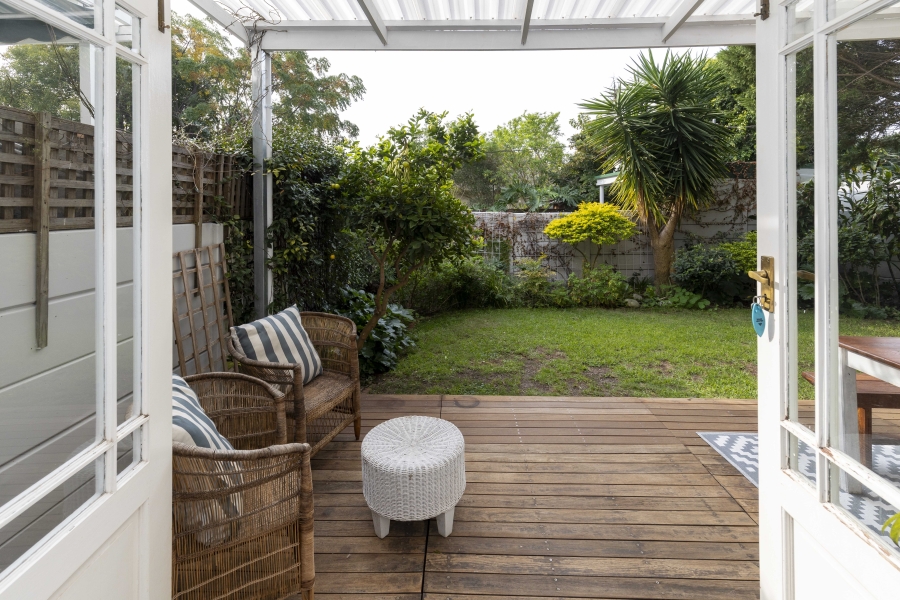 2 Bedroom Property for Sale in Claremont Western Cape
